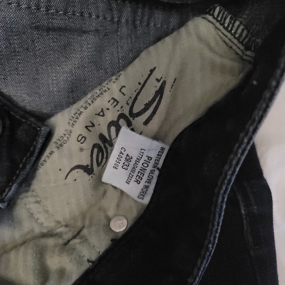 Silver Jeans - Pioneer Fit, Size 29/33 - Picture 3 of 4